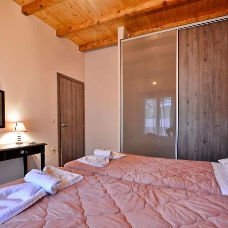 Elizabeth Country House Ágios Matthaíos Dış mekan fotoğraf