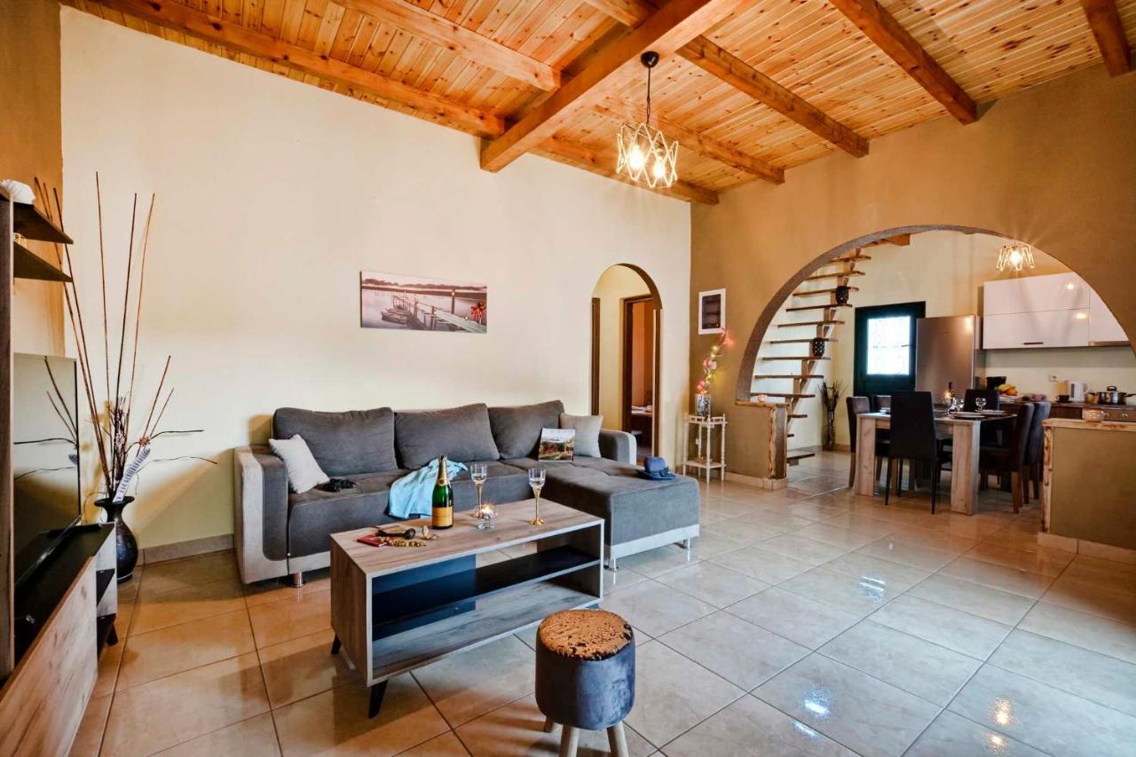 Elizabeth Country House Ágios Matthaíos Dış mekan fotoğraf