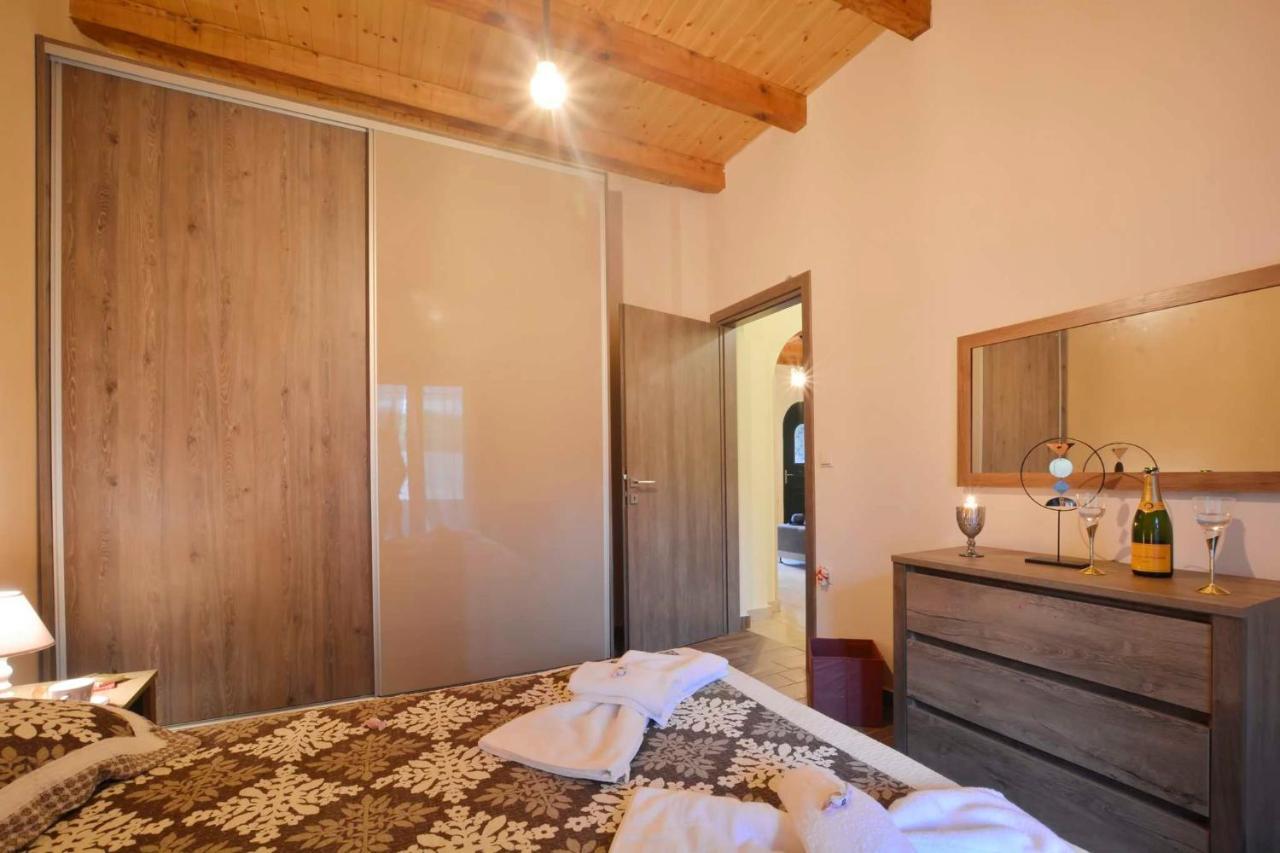 Elizabeth Country House Ágios Matthaíos Dış mekan fotoğraf